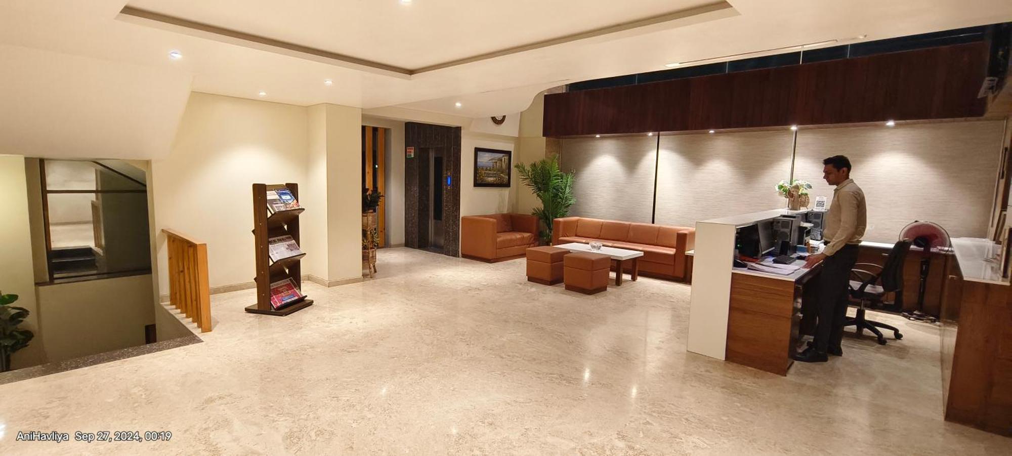 Hotel Virgo Sumeru Bhavnagar Exterior photo